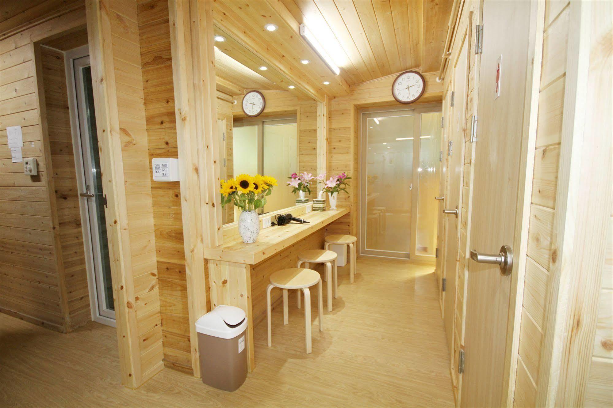 Cheongdam Ladies Guesthouse In Seoul Eksteriør billede